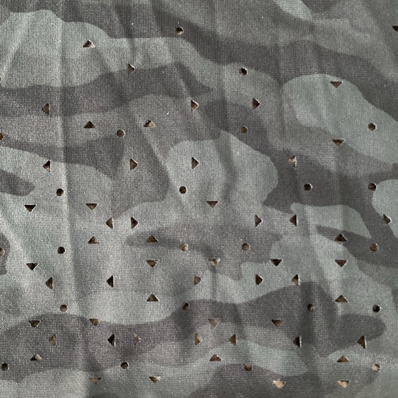 Lululemon Top - Picture 8 of 8